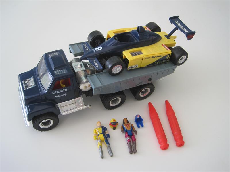 Kenner 1987 M.A.S.K. Goliath Complete with Matt Trakker and Nevada Rushmore